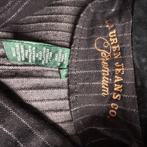 Vintage Lauren Jeans Co. Premium
Size Large Crop Jean jacket Double breasted - Picture 7 of 10